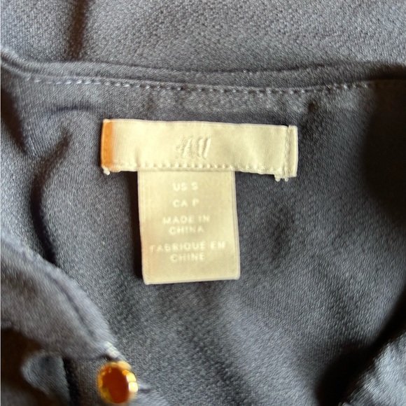 Navy Blue blouse. - Picture 10 of 14